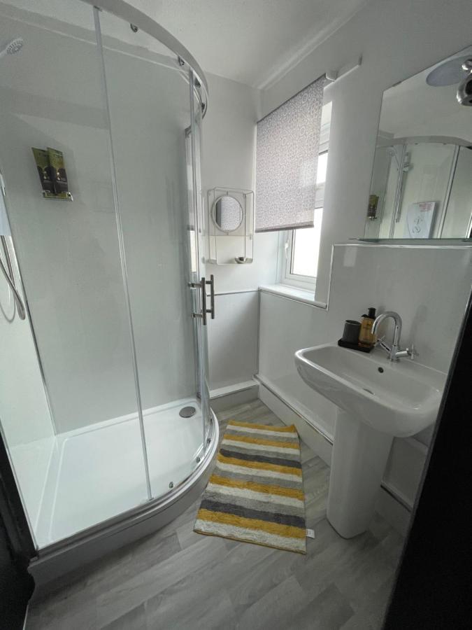 Romney Sands Holiday Apartment New Romney Exterior foto